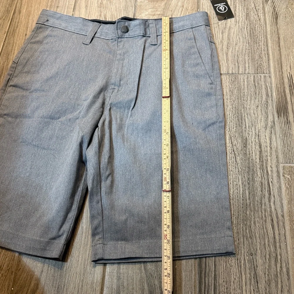 Volcom Men's VMonty Stretch Shorts Gray Size 30‎ NWT MSRP $50